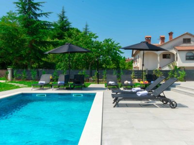 Villa Aria - 300m² with King Beds & Leisure Zone - Outdoor photo 10
