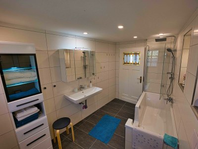 Apartment Appartement/Fewo, Dusche oder Bad, WC, 2 Schlafräu - Features photo 42