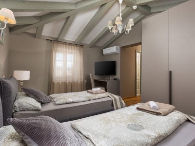 Villa Pietra - Features photo 33