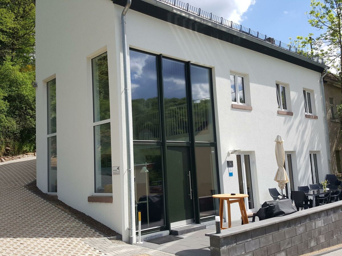 Apartment Ferienhaus Eifellandhaus (bis 21 Personen) - Outdoor photo 3
