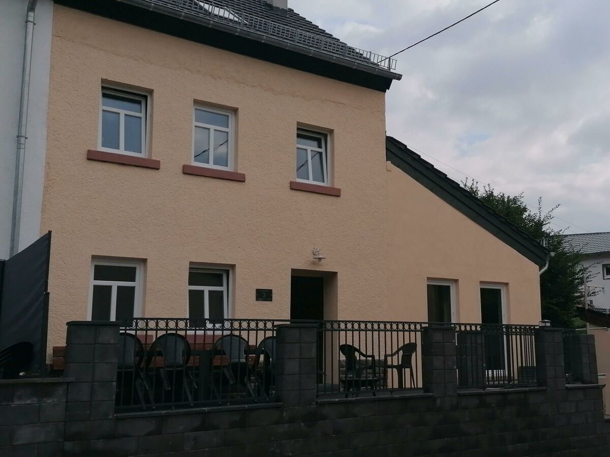 Apartment Ferienhaus Eifellandhaus (bis 21 Personen) - Outdoor photo 4