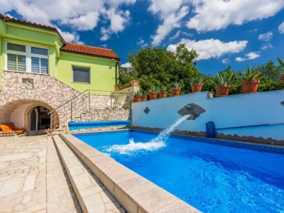 Villa Greenhouse Adria near Novi Vinodolski in Bribir - Villa