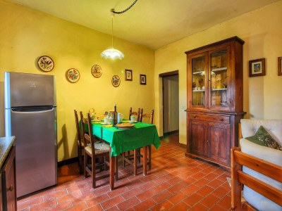 Farmhouse Farmhouse in Umbria near Palazzo Bourbon - Features photo 25