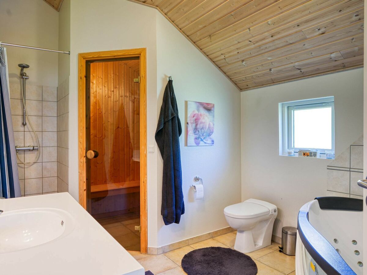 Holiday house Luxus-Ruckzug in Kramnitze -- By Traum Ferienwohnungen - Outdoor photo 4