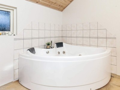 Holiday house Luxus-Ruckzug in Kramnitze -- By Traum Ferienwohnungen - Outdoor photo 6