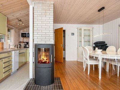 Holiday house 6 person holiday home in Hemmet-By Traum - Outdoor photo 8