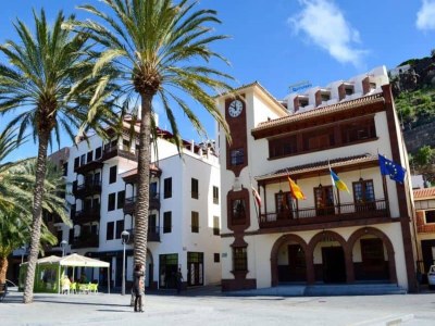 Holiday house Family Home with Solarium - Environment photo 39