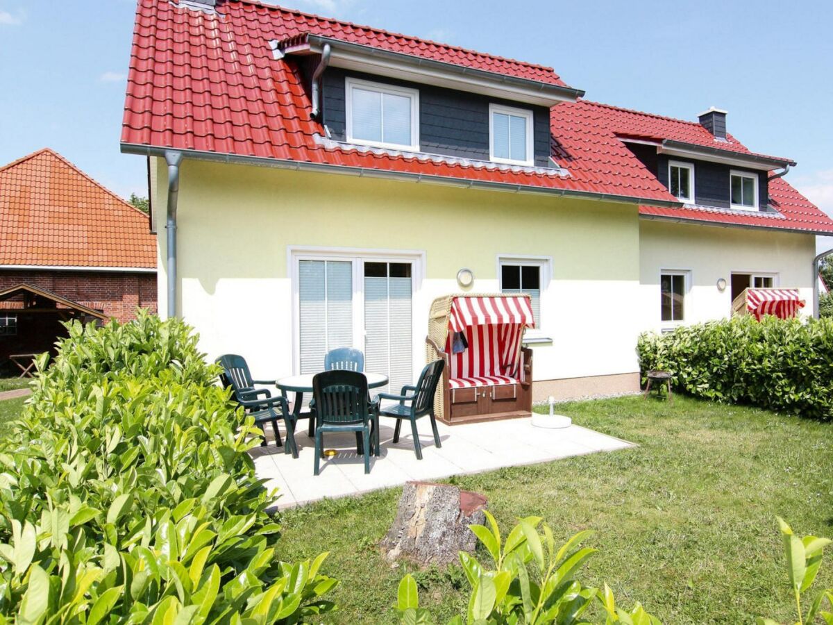 Holiday house Doppelhaushälfte, Kühlungsborn - Outdoor photo 2