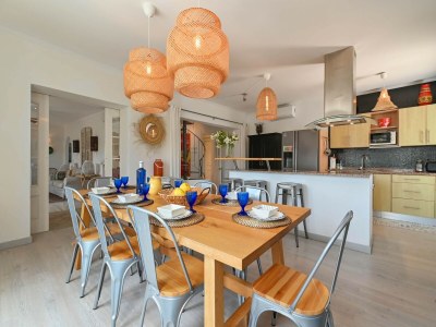 Villa Elegant Villa with Pool - Features photo 16