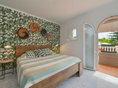 Villa Elegant Villa with Pool - Features photo 17