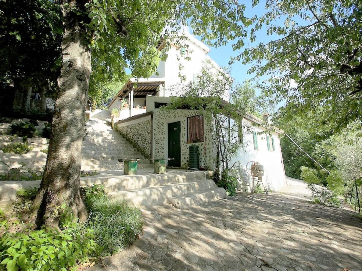 Villa Belvilla by OYO Molino del Gobbo - Outdoor photo 5