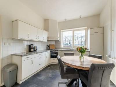 Farmhouse Farmhouse in Silvolde with Hot Tub - Features photo 9