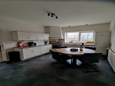 Farmhouse Farmhouse in Silvolde with Hot Tub - Features photo 27