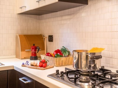 Apartment Belvilla by OYO Casa Cristina Meina Centro 4 - Features photo 12