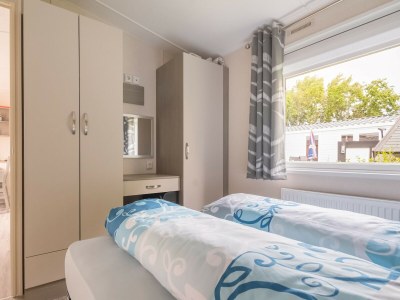 Chalet Luxury chalet with garden in quiet location in Renesse - Features photo 26