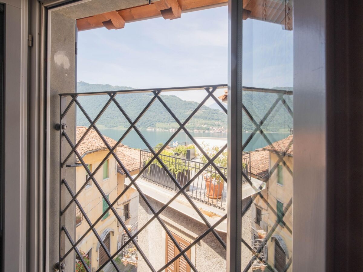 Holiday house Einladendes Ferienhaus in Sale Marasino mit Sauna - Outdoor photo 3