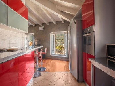 Holiday house Einladendes Ferienhaus in Sale Marasino mit Sauna - Features photo 11