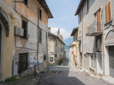 Holiday house Einladendes Ferienhaus in Sale Marasino mit Sauna - Environment photo 26