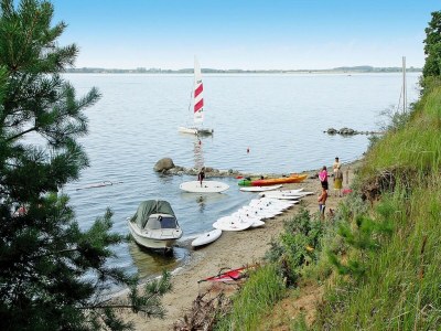 Apartment Einladende Ferienwohnung am Achterwasser in Lütow - Environment photo 21