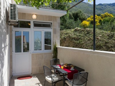 Apartment Apartments Olive - One Bedroom Apartment with Terrace and Partial Sea View - Popolica 50 in Mlini - Apartment