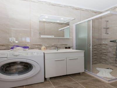 Apartment Apartments Olive - One Bedroom Apartment with Terrace and Partial Sea View - Popolica 50 - Features photo 7