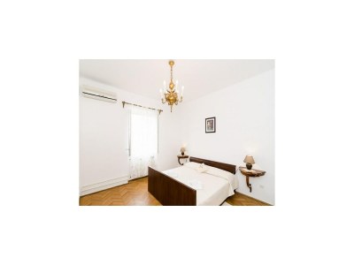 Holiday house Holiday Home Patricija-Duplex Three Bedroom Apartment with Balcony and Sea View (A6+1) - Features photo 17