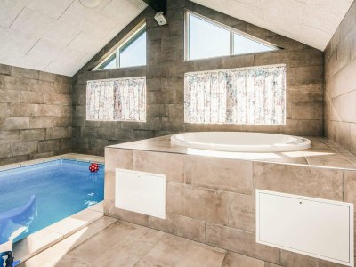 Holiday house Luxus-Ruckzug mit Pool -- By Traum Ferienwohnungen - Outdoor photo 25