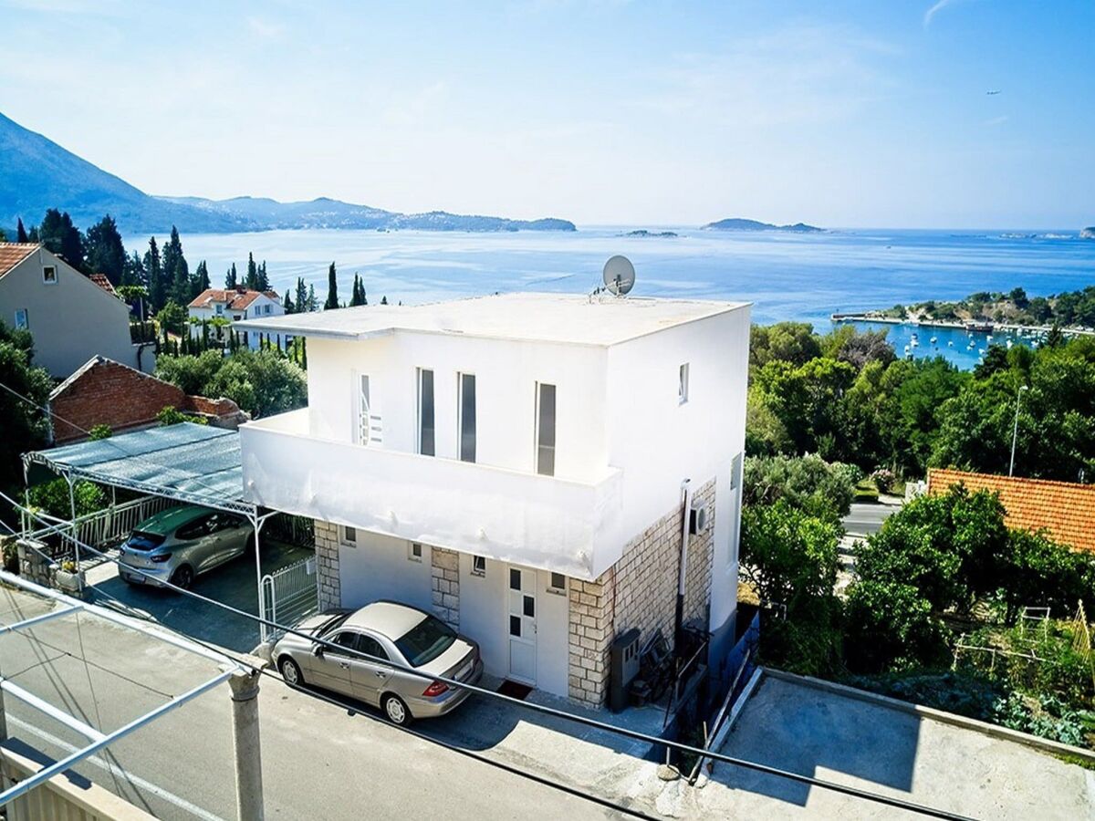 Apartment Apartments Grljević - One Bedroom Apartment with Balcony and Sea View (A4) - Outdoor photo 3