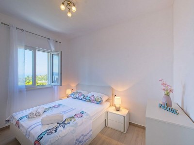 Apartment Apartments Grljević - One Bedroom Apartment with Balcony and Sea View (A4) - Features photo 14