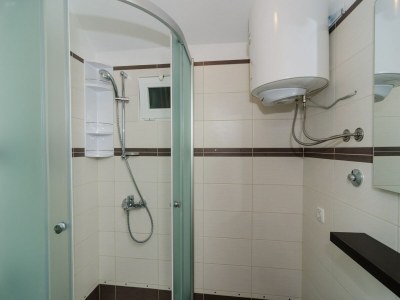 Holiday house Holiday Home Jasenka Trstenik - Duplex One Bedroom Apartment with Terrace and Side Sea View - Features photo 16