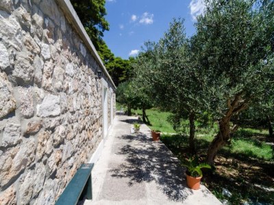 Apartment Apartments & Rooms Tapera- Comfort One-Bedroom Apartment with Terrace and Garden View - Outdoor photo 6