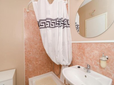 Apartment Apartments & Rooms Tapera- Comfort One-Bedroom Apartment with Terrace and Garden View - Features photo 14