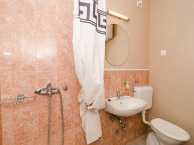 Apartment Apartments & Rooms Tapera- Comfort One-Bedroom Apartment with Terrace and Garden View - Features photo 15