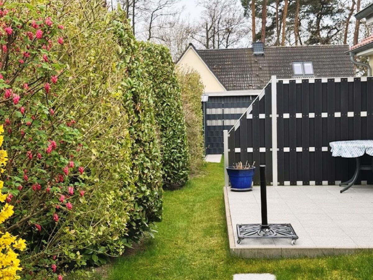 Holiday house Gemuetliche Doppelhaushälfte in Lubmin - Outdoor photo 5