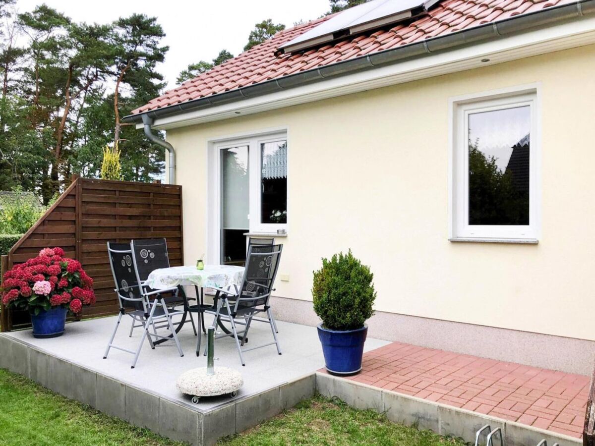 Holiday house Gemuetliche Doppelhaushälfte in Lubmin - Outdoor photo 4