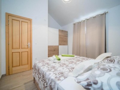 Villa Holiday Home My Summer House - Two-Bedroom Holiday Home with Private Pool and Terrace - (ST) - Features photo 24