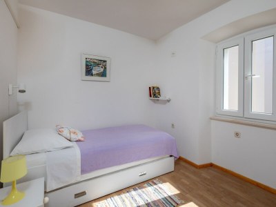 Holiday house Holiday Home Anima Maris- Duplex Two Bedroom Holiday Home with Terrace and Sea View - Features photo 19