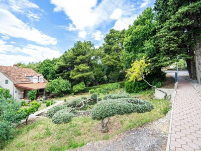 Apartment Apartment & Rooms Papa - Premium Double or Twin Room with Balcony and Partial Sea View (Soba 2) - Outdoor photo 2