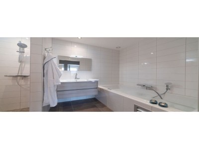 Apartment Wohnung in Colijnsplaat am See mit Sauna - Features photo 21