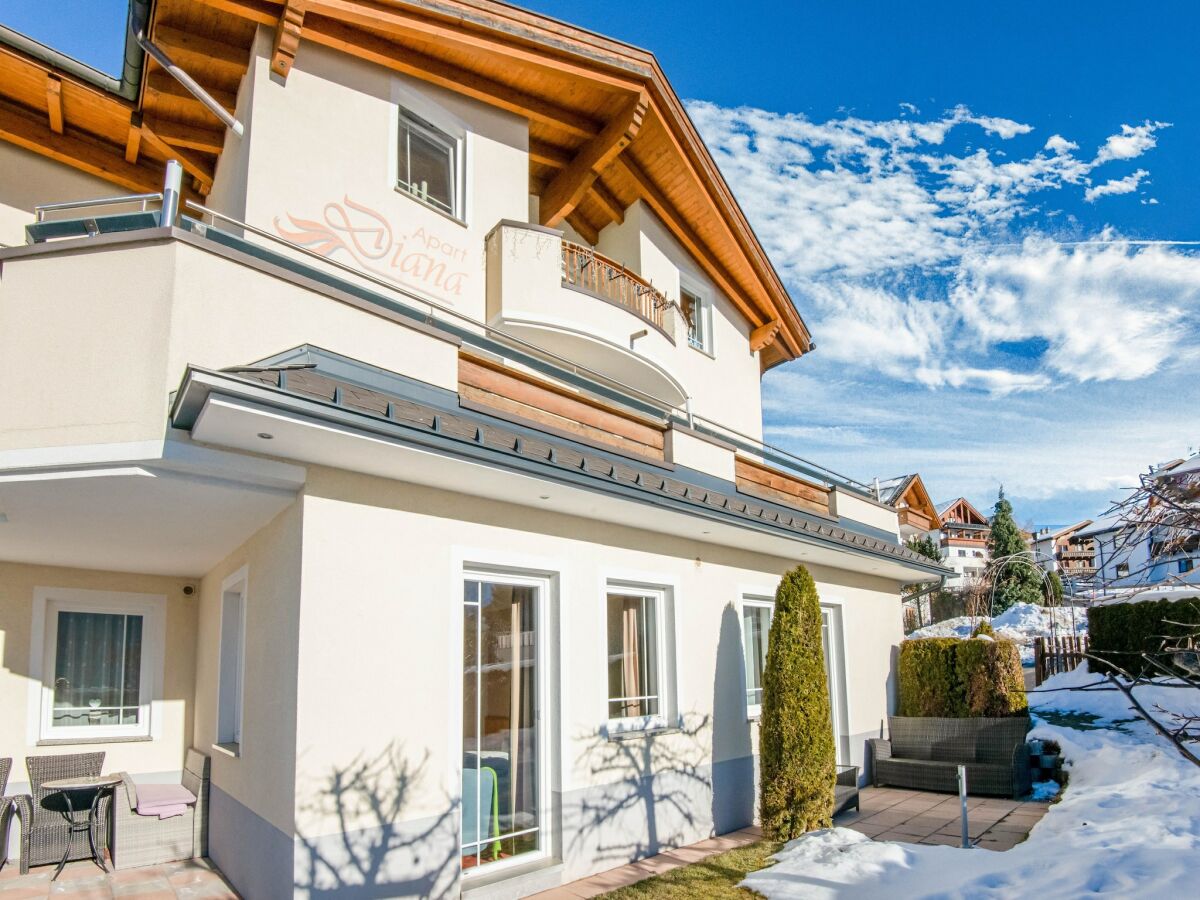 Apartment Einladende Ferienwohnung in Fiss in den Bergen - Outdoor photo 2