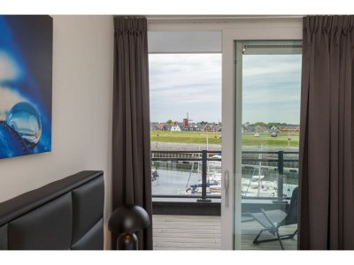 Apartment Apartment in Sint-Annaland with Water Views - Outdoor photo 6