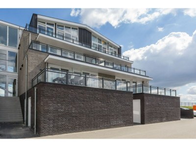 Apartment Apartment in Sint-Annaland with Water Views - Outdoor photo 8