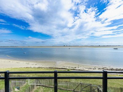 Apartment Apartment in Sint-Annaland with Water Views - Outdoor photo 46