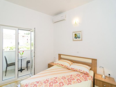 Apartment Apartments &amp; Rooms Barišić - Double Room with Balcony and City View(First Floor)(Soba 11) - Features photo 12