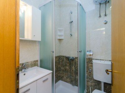 Apartment Apartments &amp; Rooms Barišić - Double Room with Balcony and City View(First Floor)(Soba 11) - Features photo 17