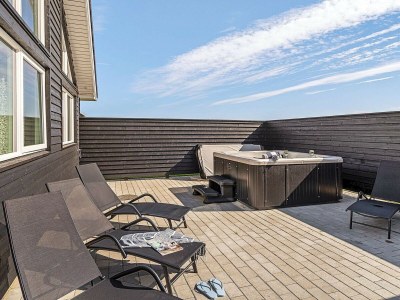 Holiday house Luxus-Ruckzug fur 18 -- By Traum Ferienwohnungen - Outdoor photo 5