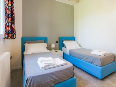 Holiday house Villa in Ostra Vetere with Pool and Jacuzzis - Features photo 16