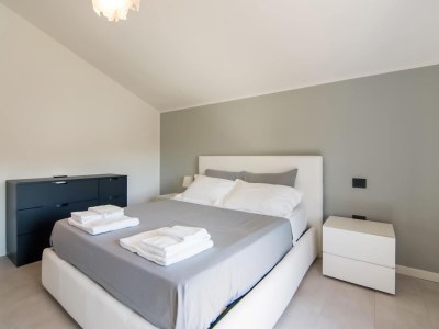 Holiday house Villa in Ostra Vetere with Pool and Jacuzzis - Features photo 26