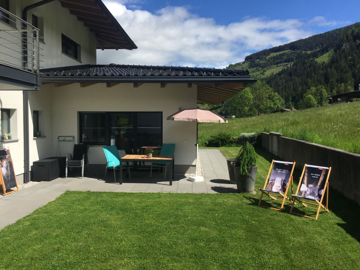 Holiday apartment Garden apartment Sonnalm - Apart Rauch - Outdoor photo 2