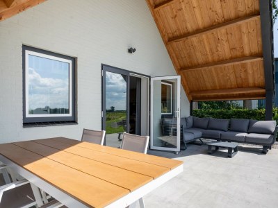 Holiday house Schönes Haus in Kerkdriel am Wasser - Outdoor photo 6